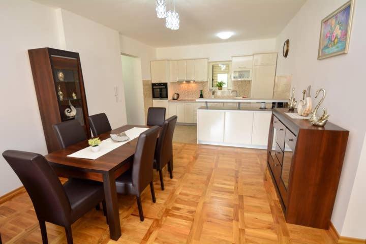 בודווה Belveder Apartments מראה חיצוני תמונה